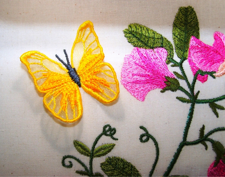 Embroidershoppe | Dream Embroidery, 3D flower, Iron on Patches ...